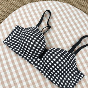 チェック柄 U字プランジブラ ブラック 正面デザイン