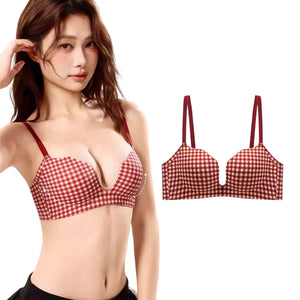 赤チェック柄のブラ単品展示。