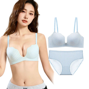 青チェック柄ブラ&ショーツセットの展示。