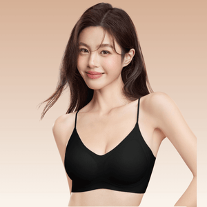 24時間快適‐ノンワイヤー着瘦せブラ‐寝ている間も美胸キープ ナイトブラ-夜も昼も-ブラック-モデル着用