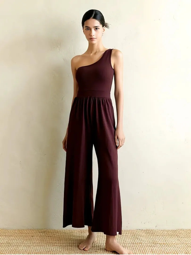 AeeYaa エレガントな片肩デザイン オールインワンヨガウェア|動きやすく、美しく整える一枚