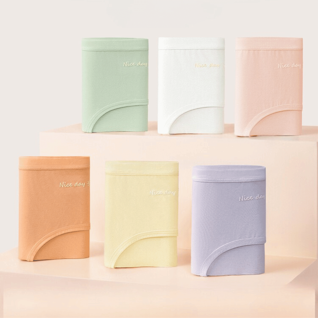 【1枚710円〜！3枚セットでさらにお得】 通気性抜群のショーツが登場。肌ざわりやさしい100％コットン素材で、毎日を快適に。