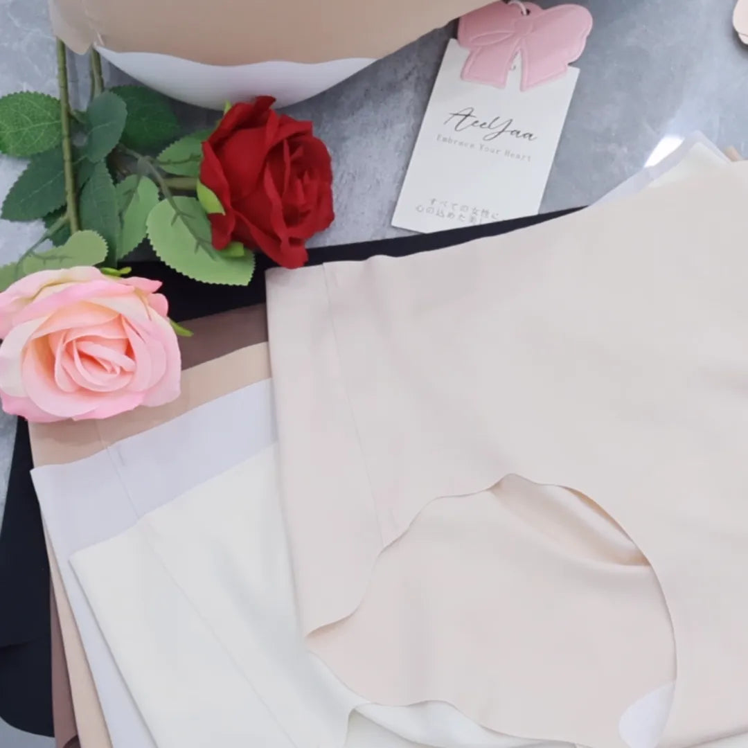 伸縮性と立体感をしっかり見せるカット。