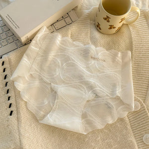 デイリーに使いやすいシンプルなカットライン