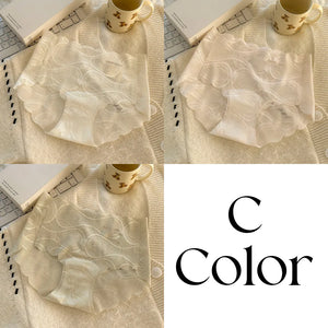 自然な丸みを引き立てるヒップラインの構造表現