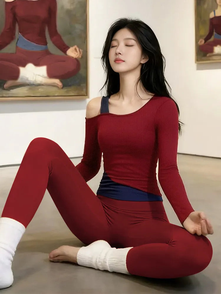 秋めく 裸感レイヤードヨガトップ 長袖 外でも着られるレイヤードデザイン