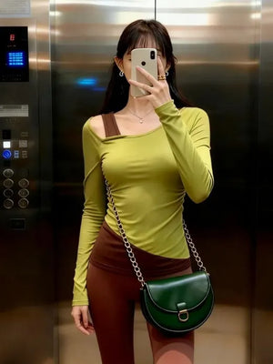 秋めく 裸感レイヤードヨガトップ 長袖 着用イメージ01