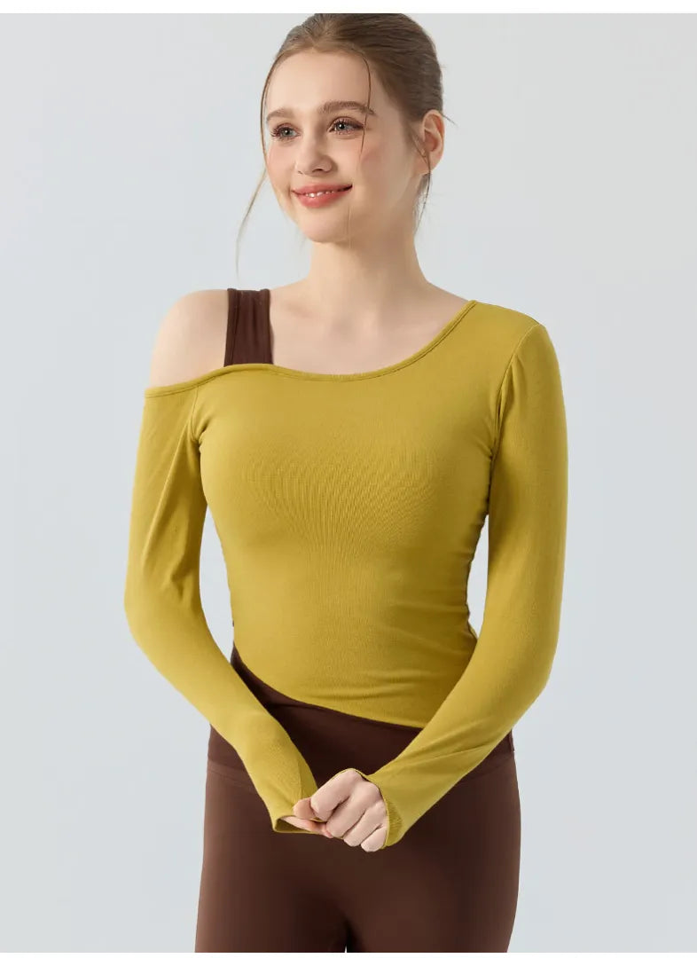 秋めく 裸感レイヤードヨガトップ 長袖 レイヤード風でコーデに奥行き