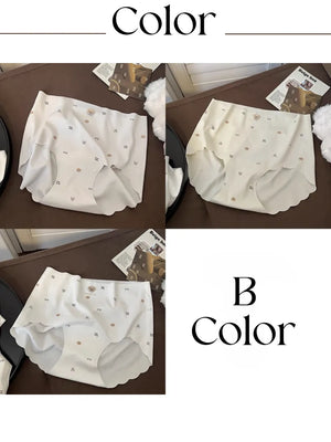 日常に自然と溶け込む優しい印象のショーツ全体像