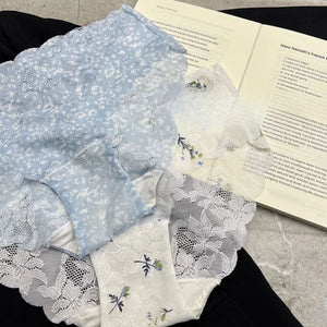 スカラップカットがヒップラインをきれいに見せる構造