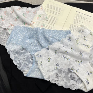 チクチクしにくい柔らかなレース生地の接写