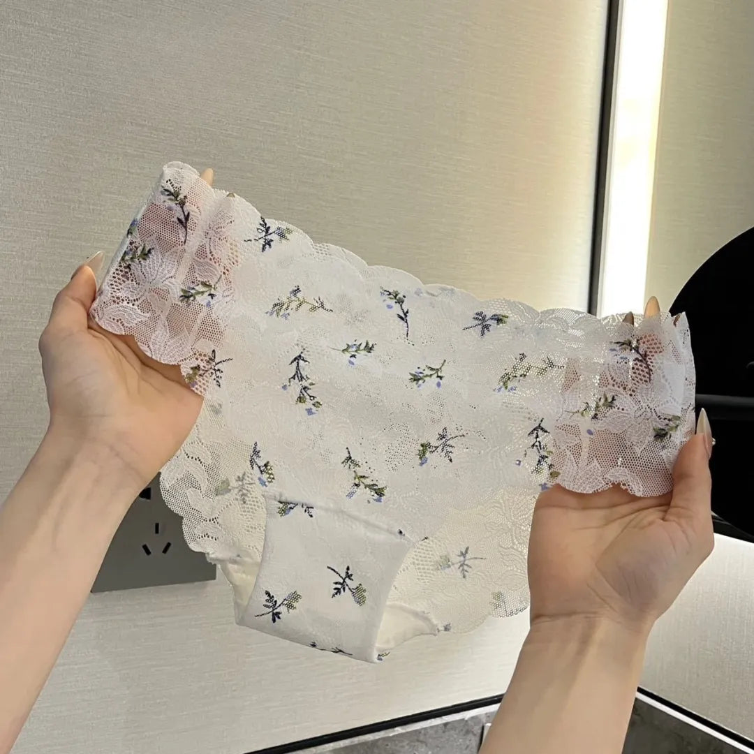 日常にそっと可愛さを添えるナチュラルデザイン